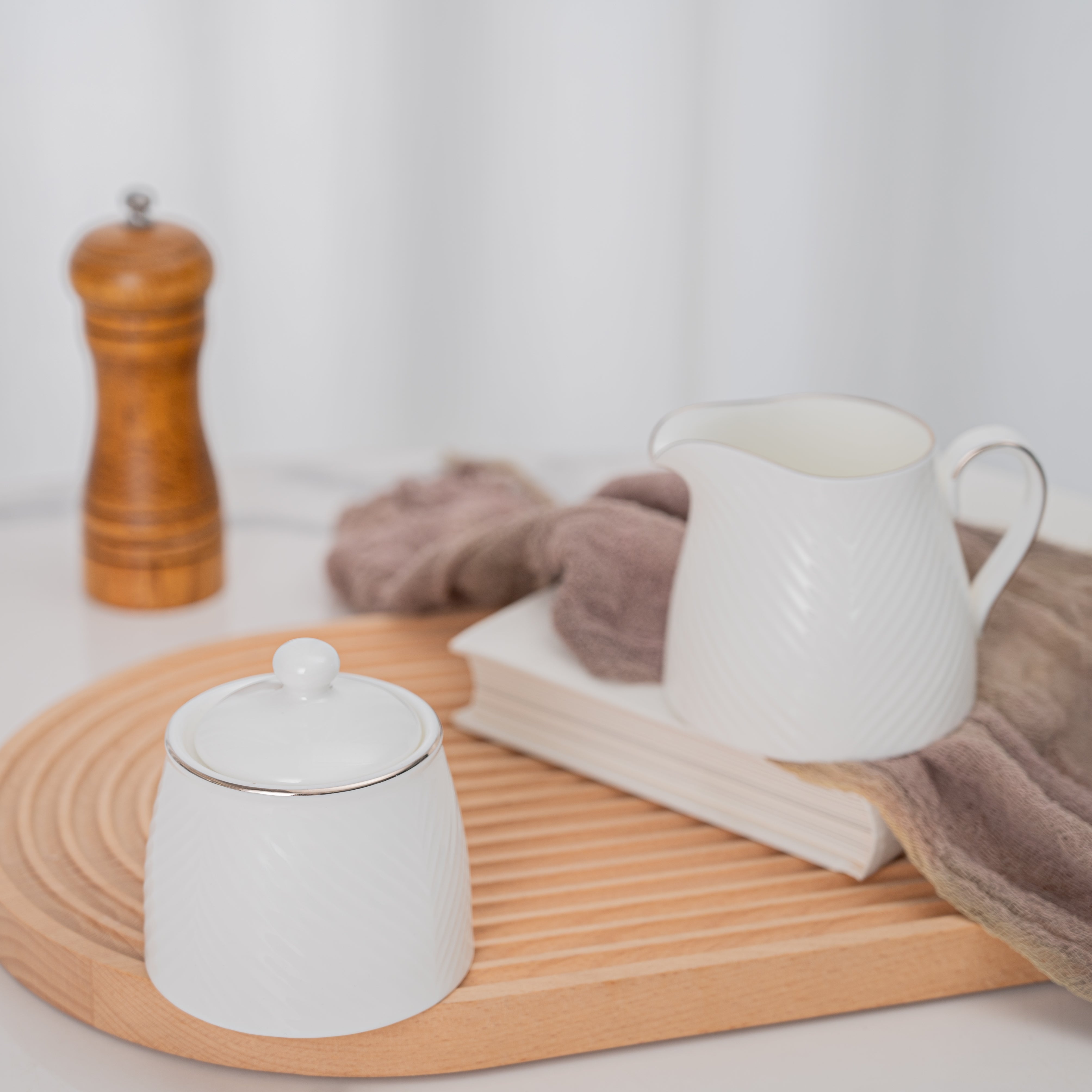 ボーンチャイナ シルバーリム クリーマーセット – Palazzo